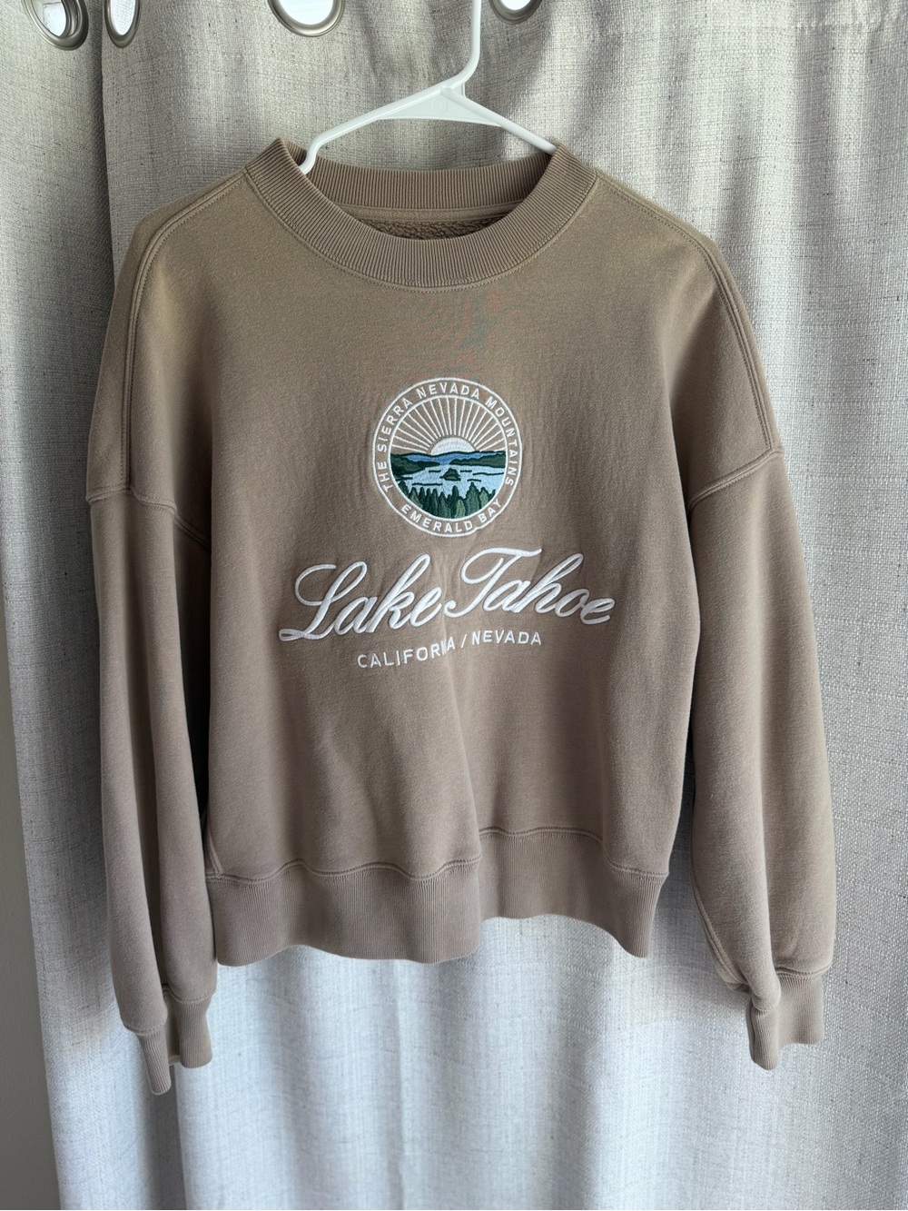 Abercrombie & Fitch Taupe Lake Tahoe Logo Crewneck Sweatshirt